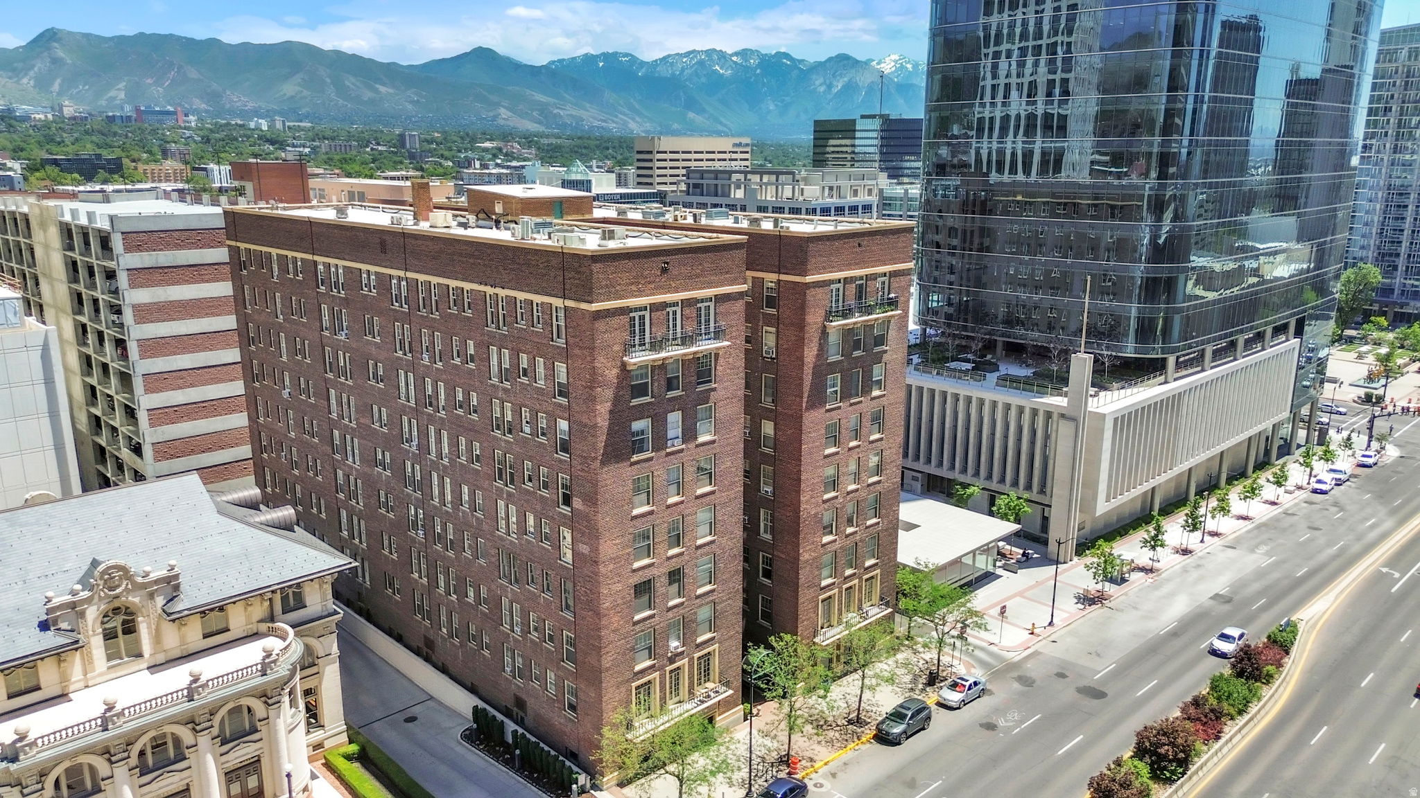 29 S STATE ST #216