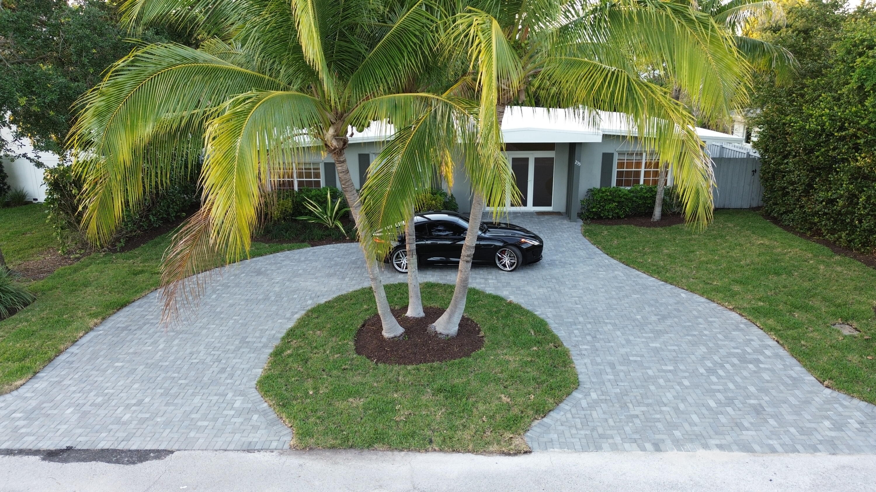 233 Lake Terrace