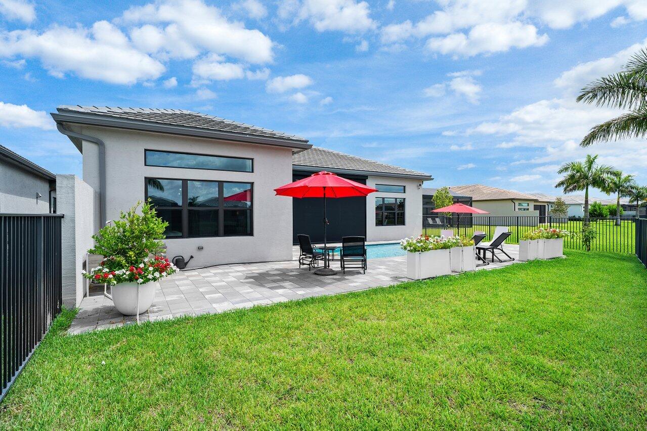 9850 Evergreen Woods Lane