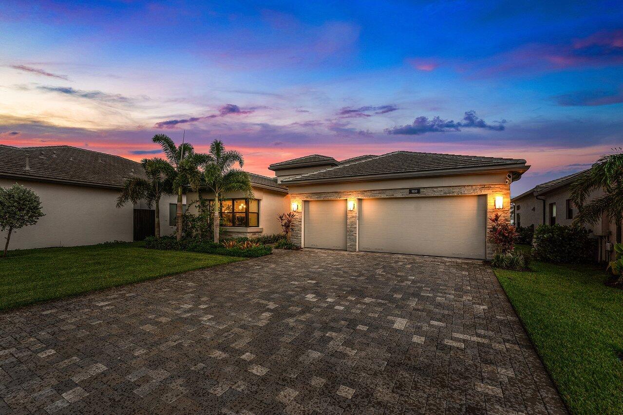 9850 Evergreen Woods Lane