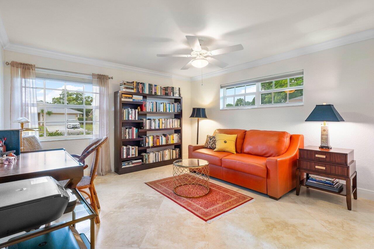 3365 Lakeview Drive