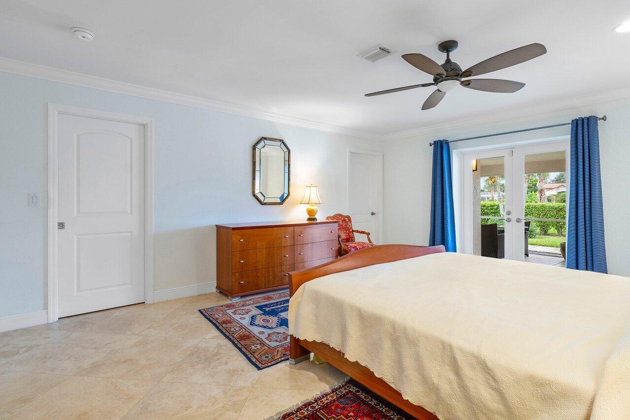 3365 Lakeview Drive