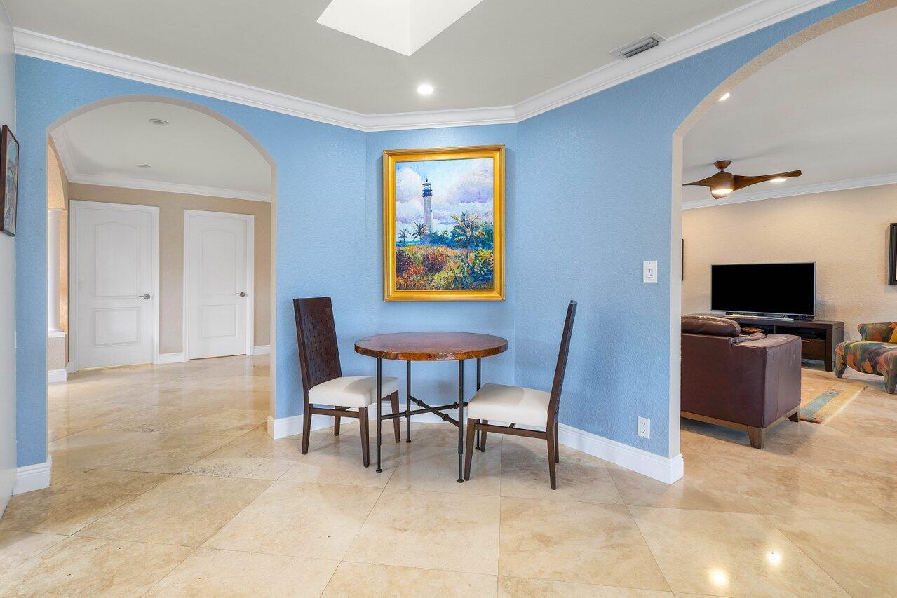 3365 Lakeview Drive
