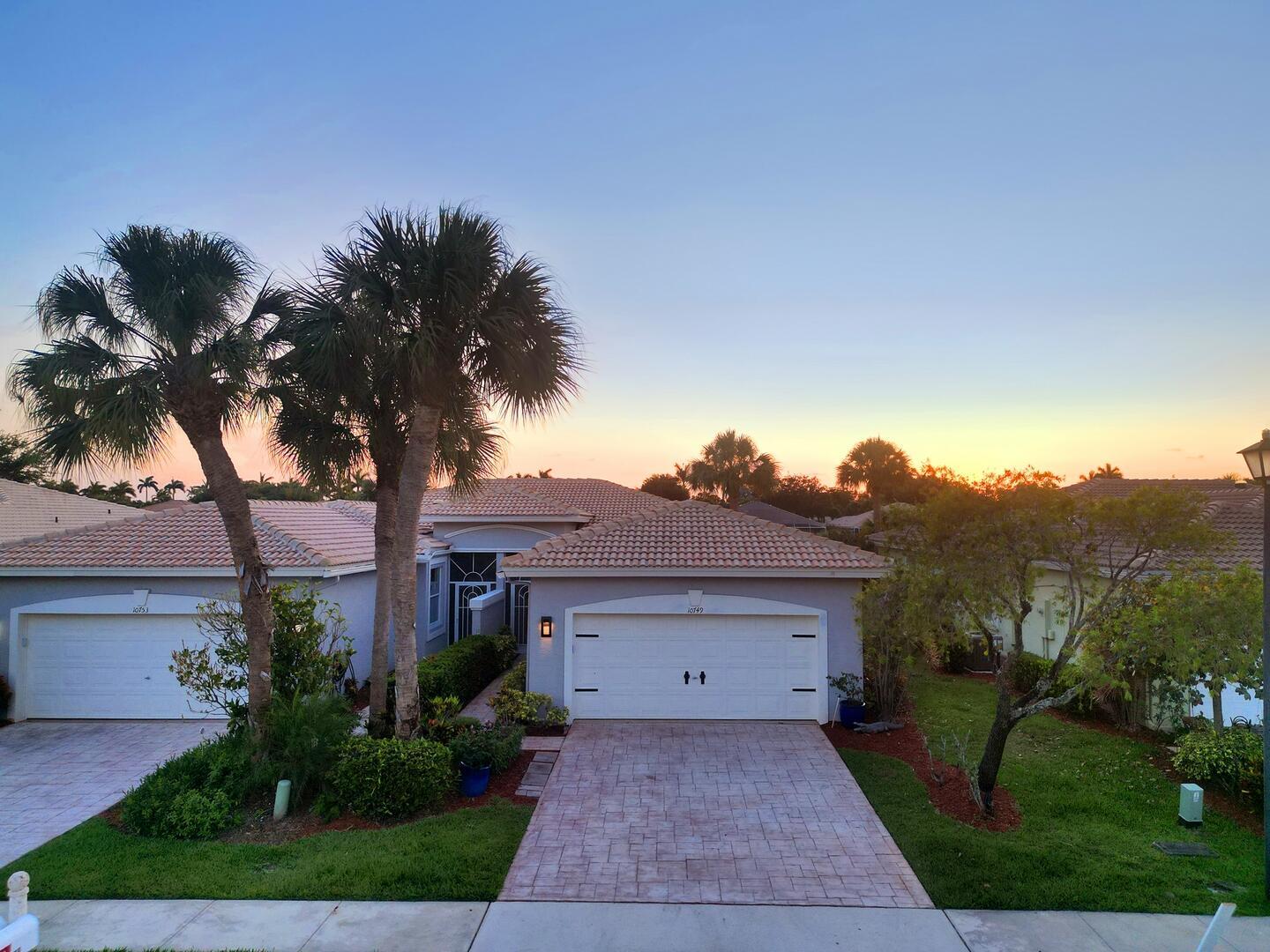 10749 Royal Caribbean Circle