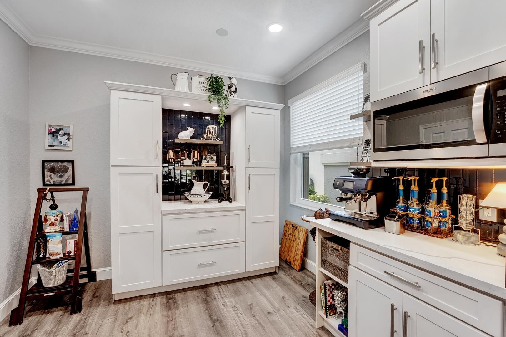 10749 Royal Caribbean Circle