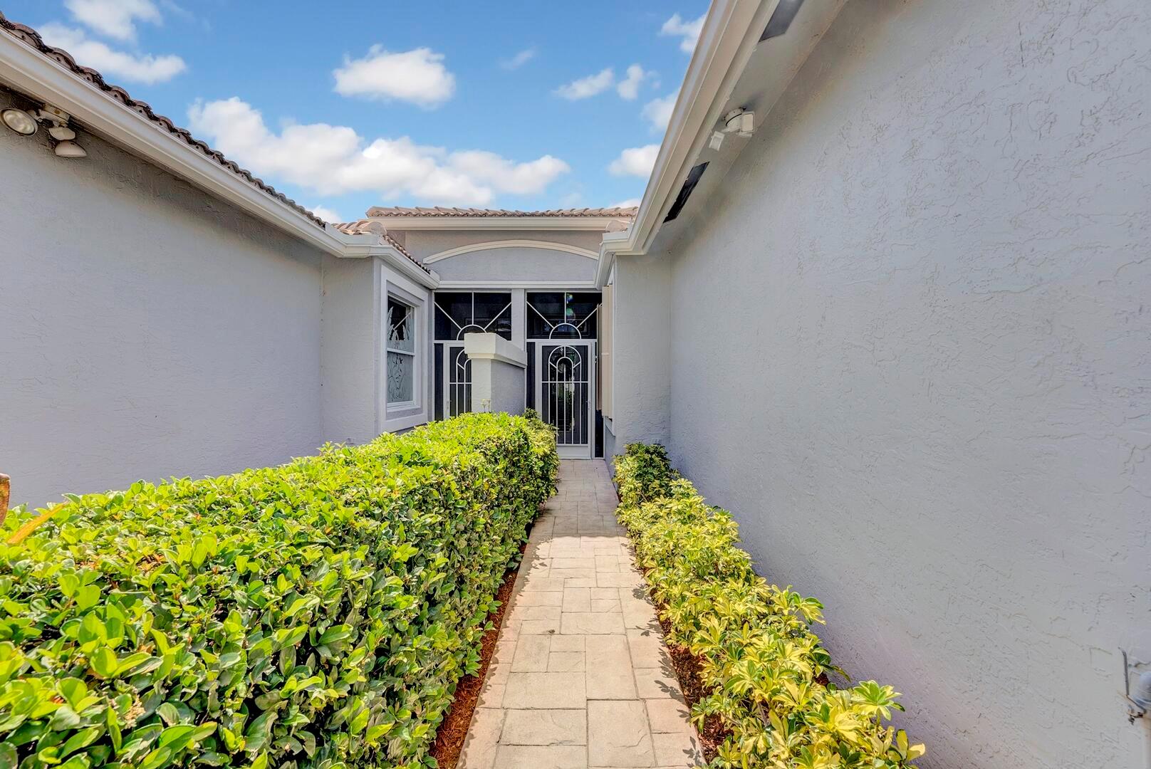 10749 Royal Caribbean Circle