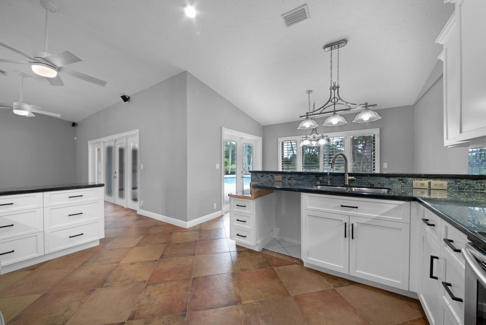 4411 Caryota Drive