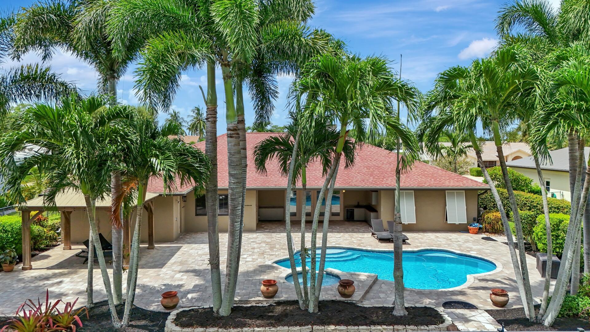 4411 Caryota Drive