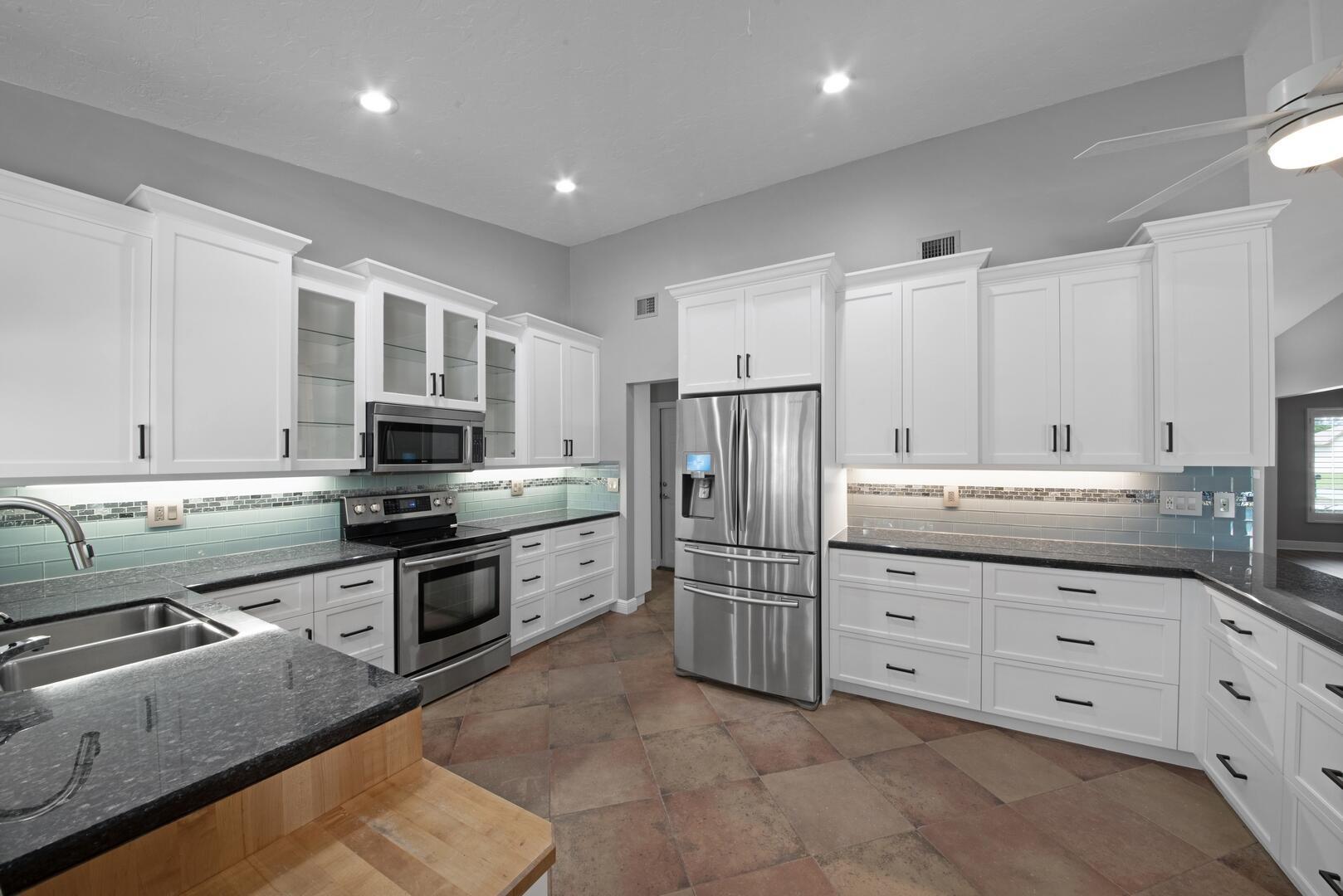 4411 Caryota Drive