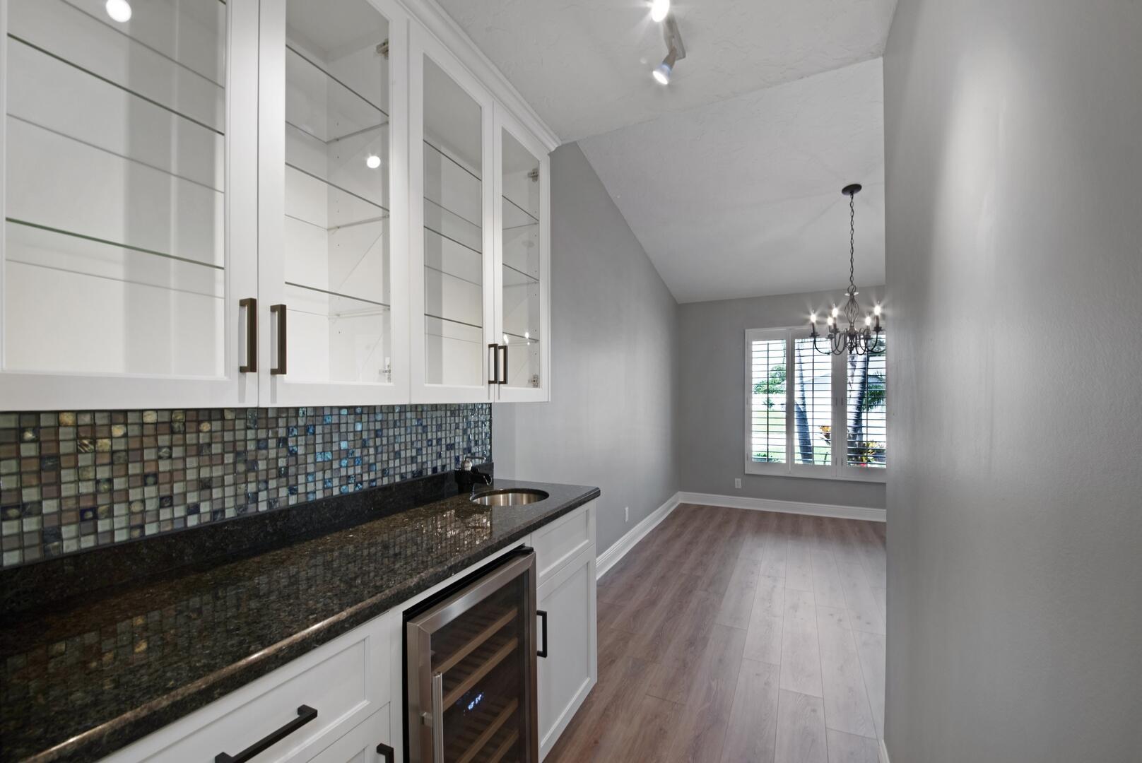 4411 Caryota Drive