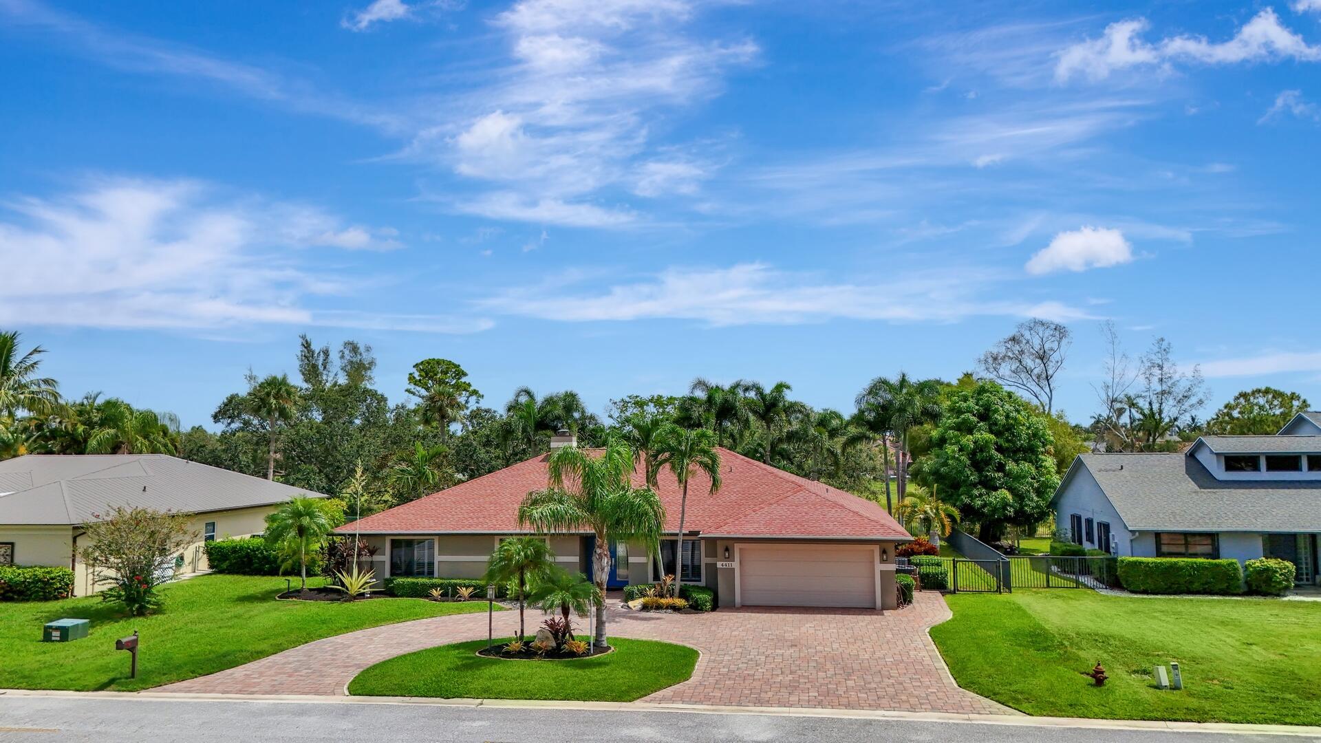 4411 Caryota Drive