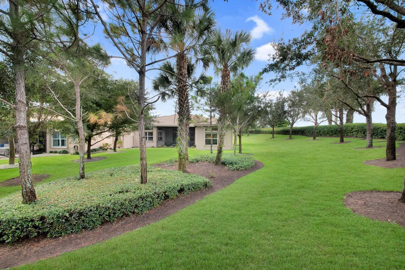 9867 Bluefield Drive
