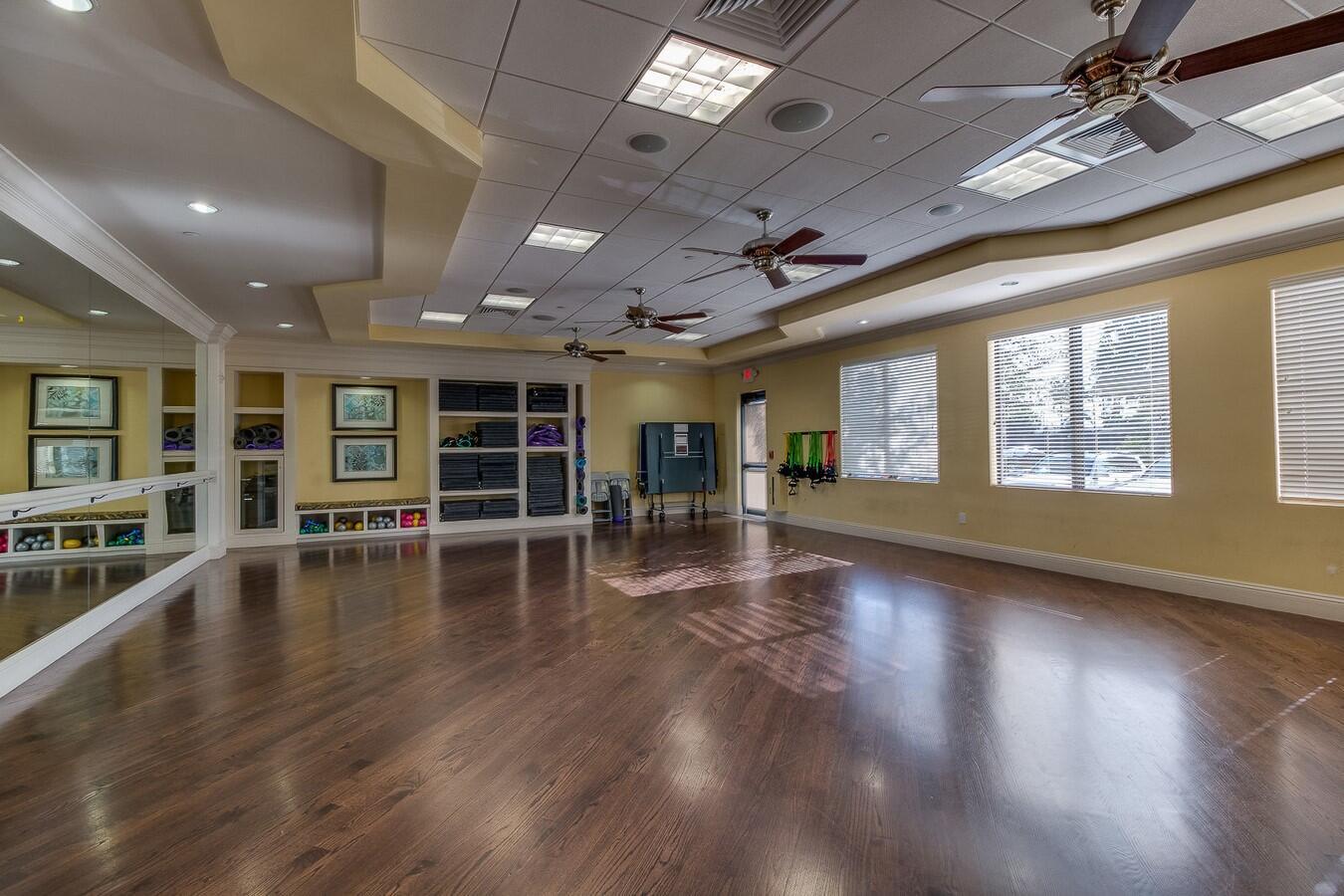 9867 Bluefield Drive