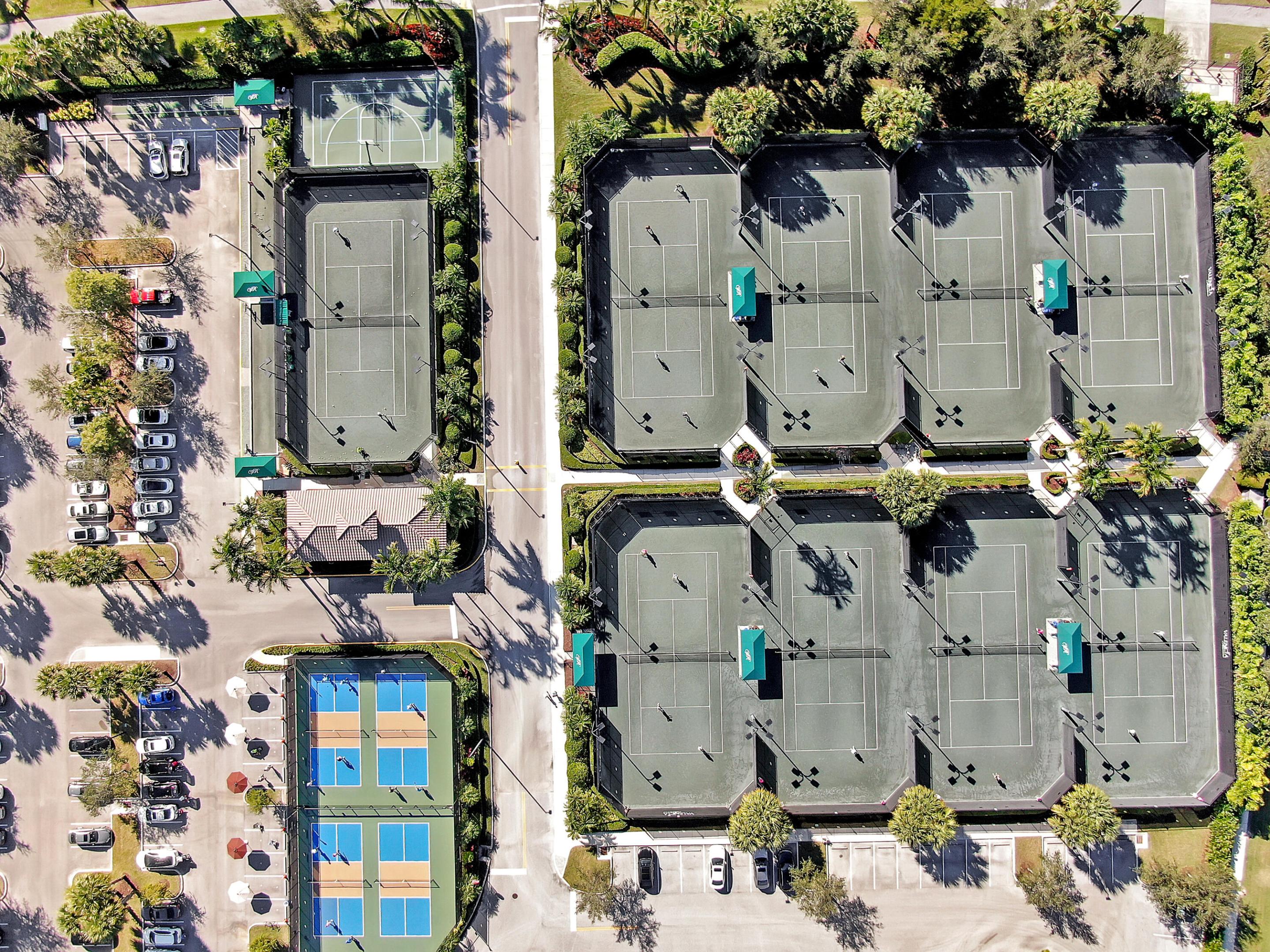 9867 Bluefield Drive