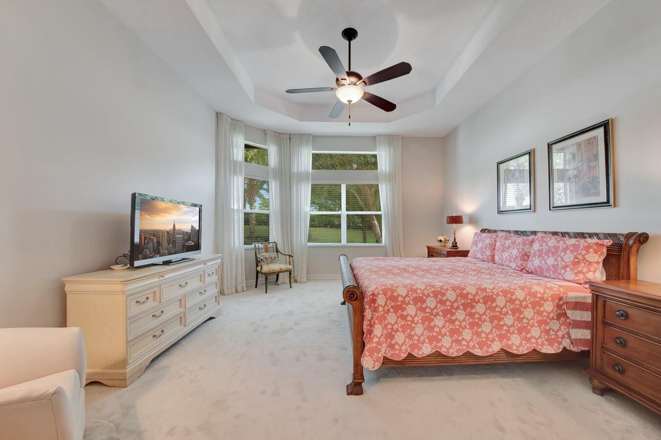 9867 Bluefield Drive