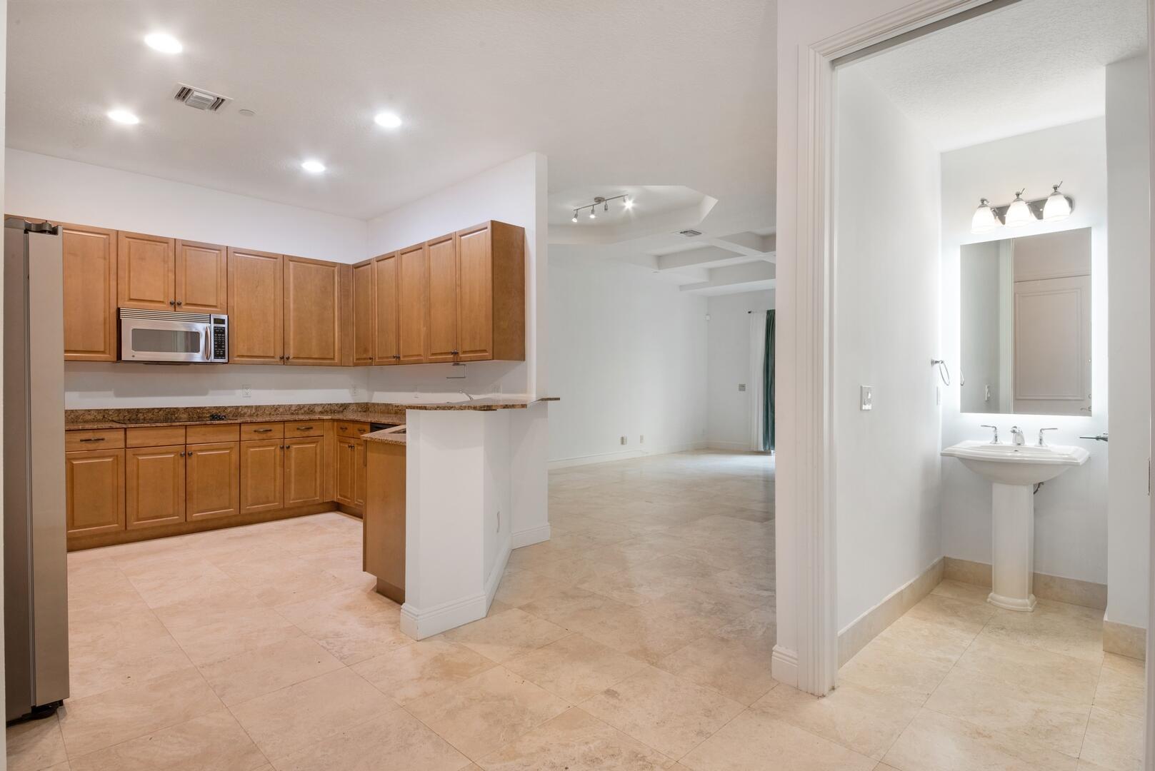 425 NE 69th Circle