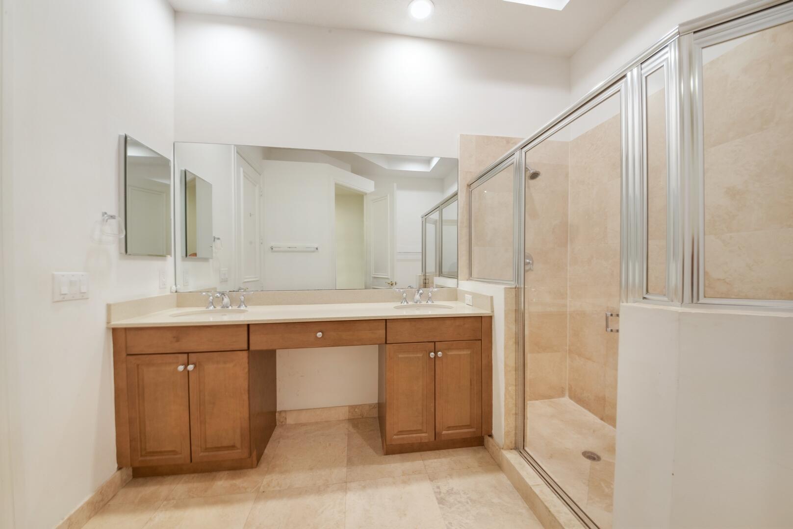 425 NE 69th Circle