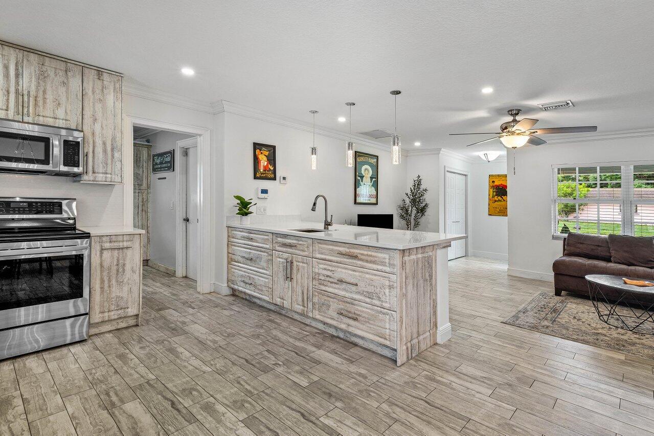 2985 Angler Drive