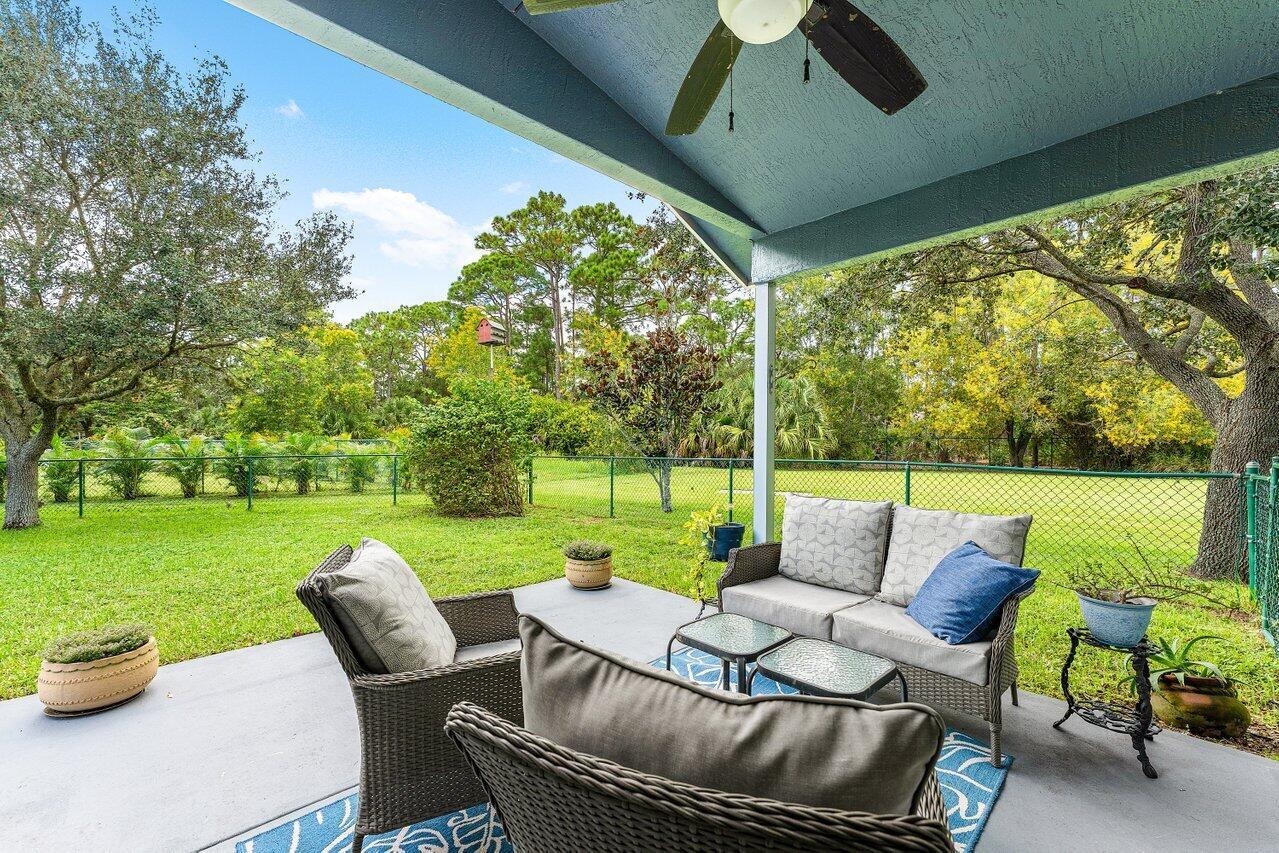 8828 SW Horizon Court