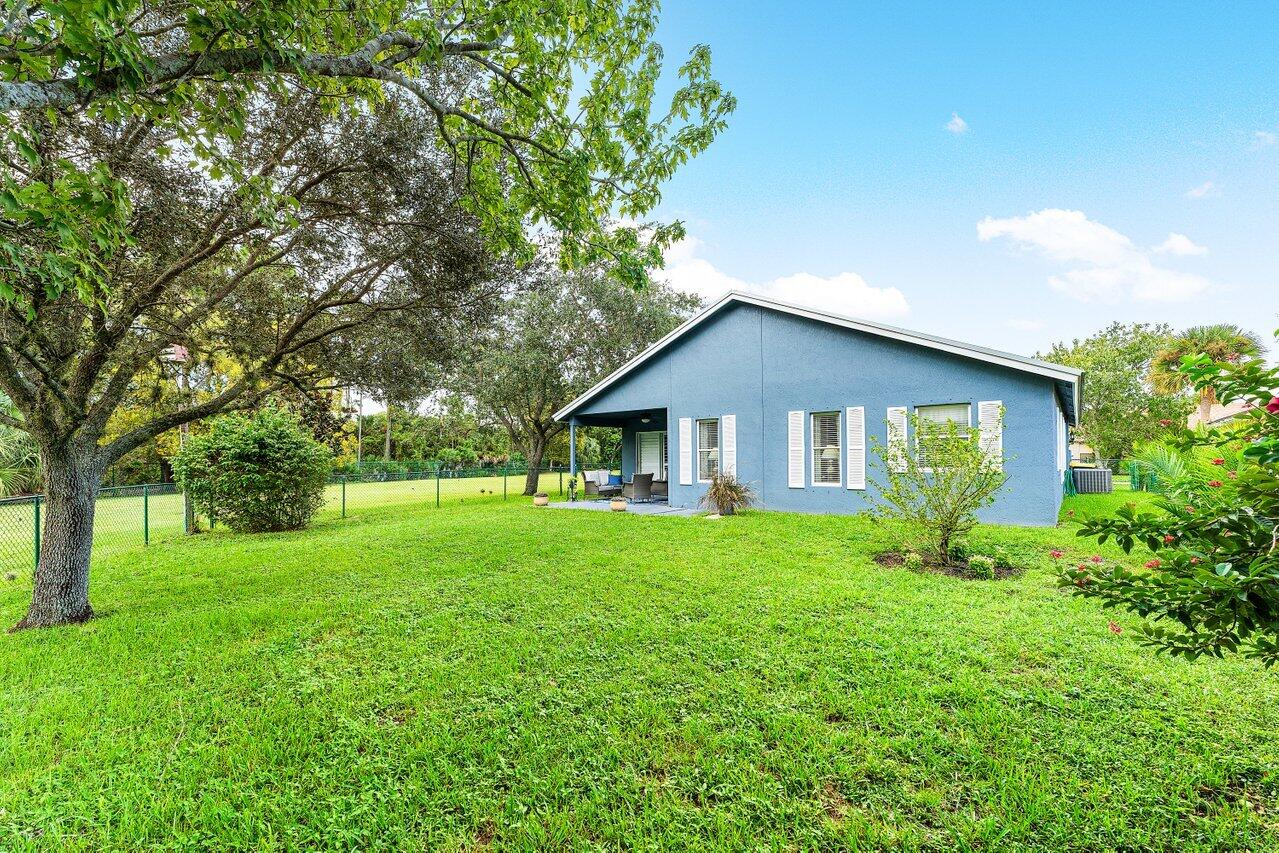 8828 SW Horizon Court