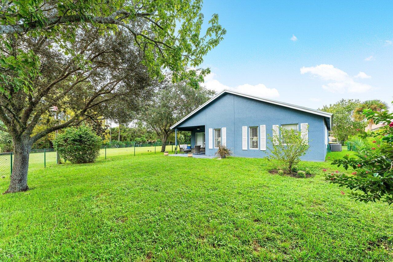 8828 SW Horizon Court