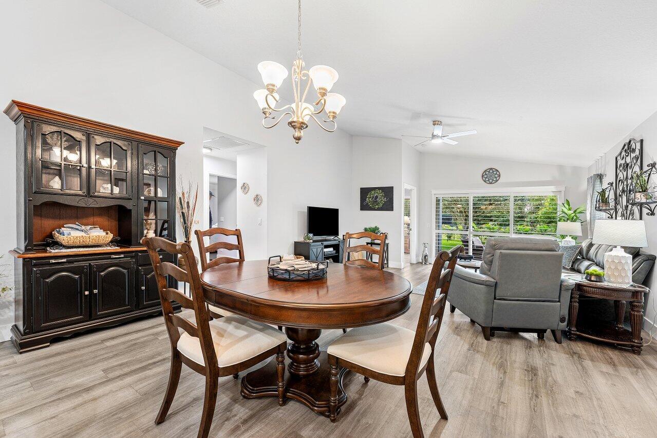 8828 SW Horizon Court