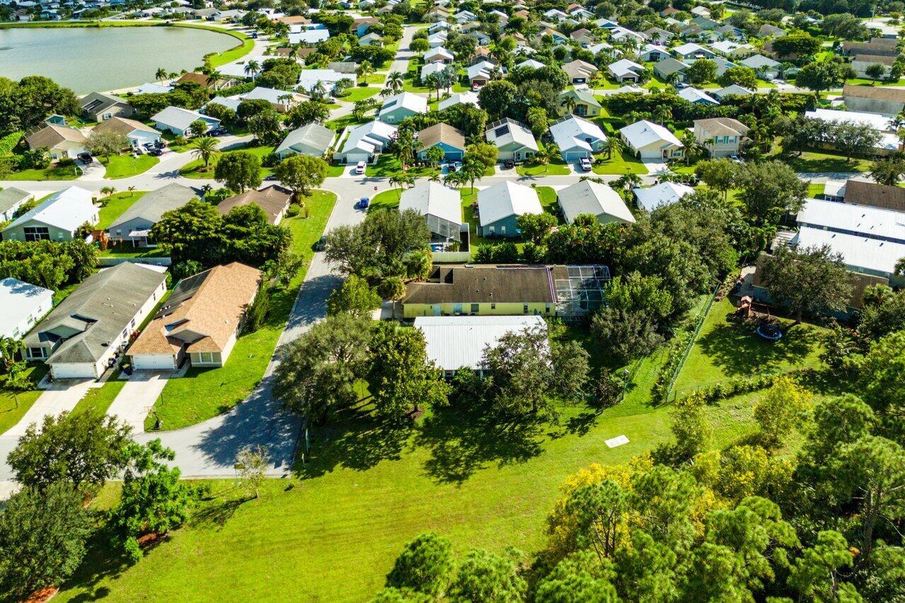 8828 SW Horizon Court