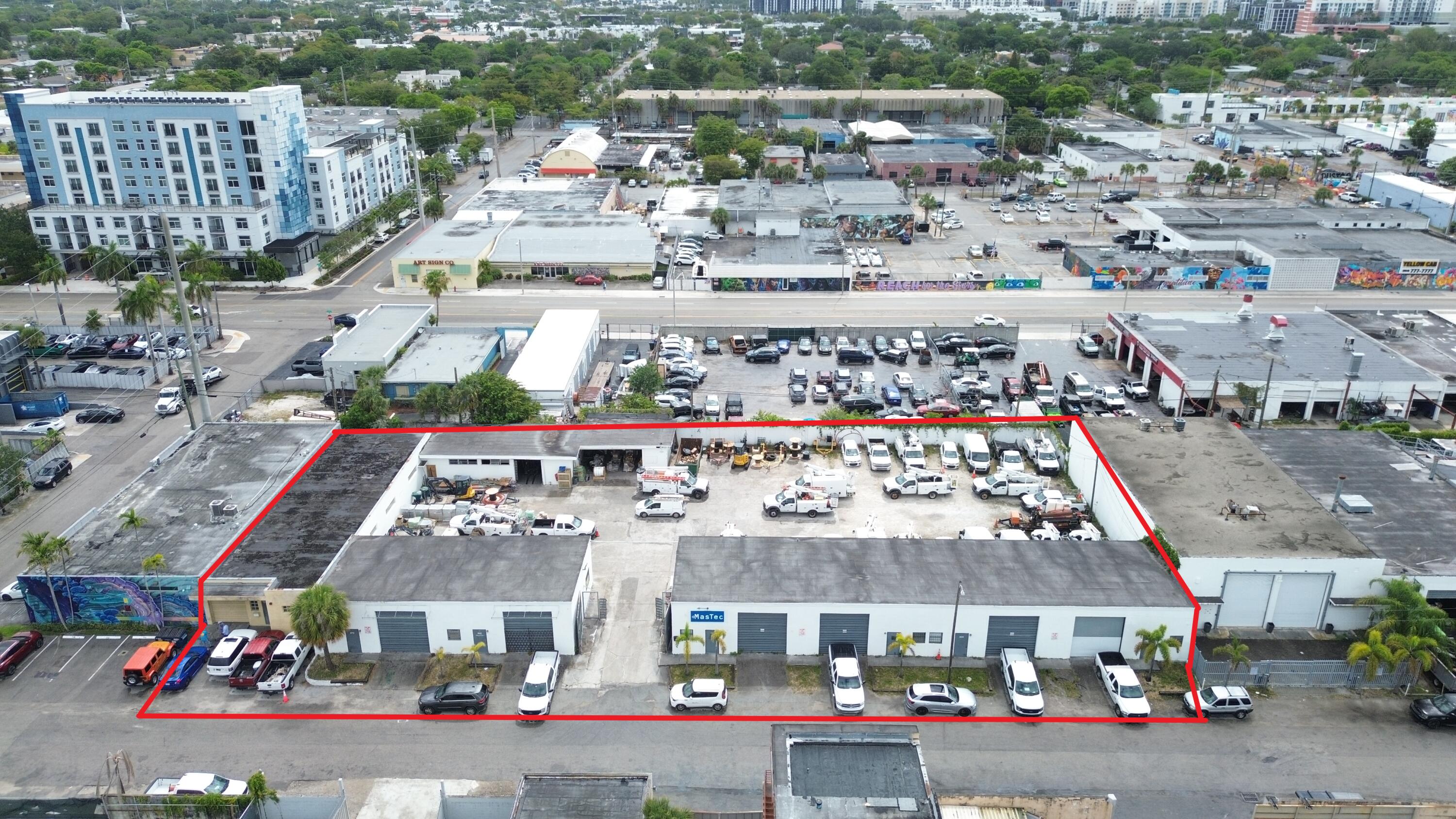 842 NW 7th Terrace NW