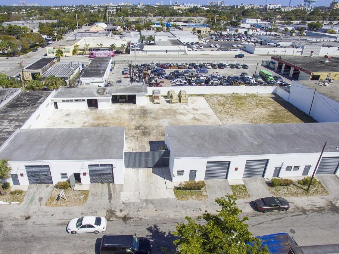 842 NW 7th Terrace NW