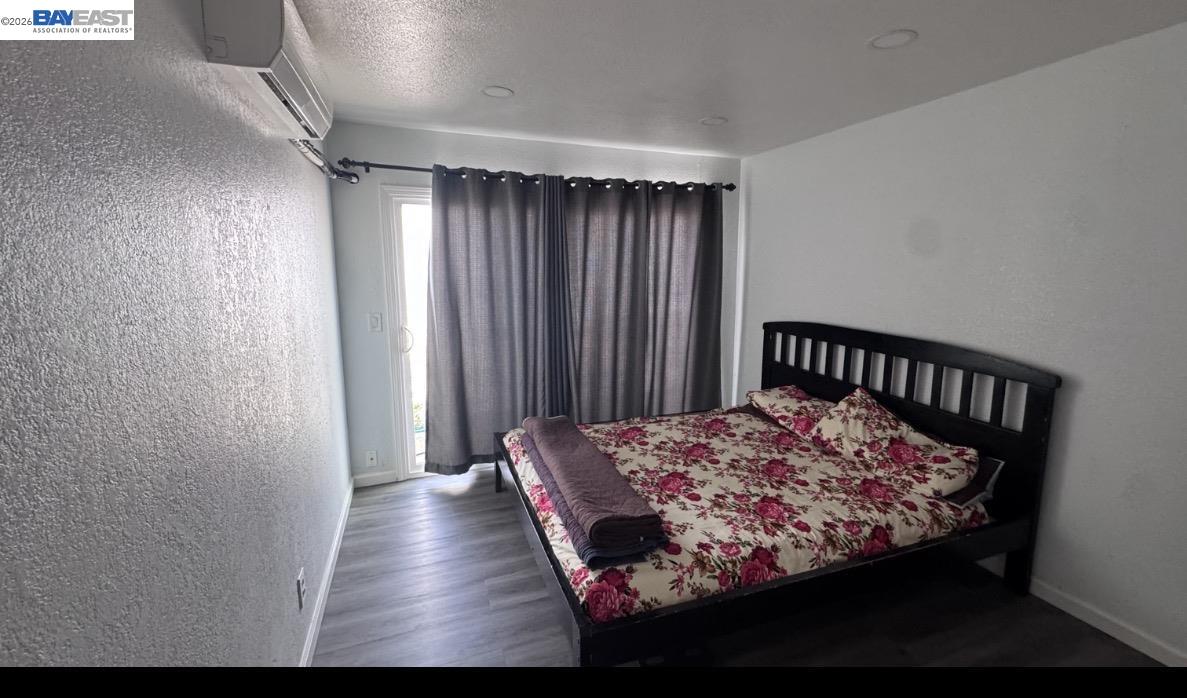 33080 Lake Mead Dr