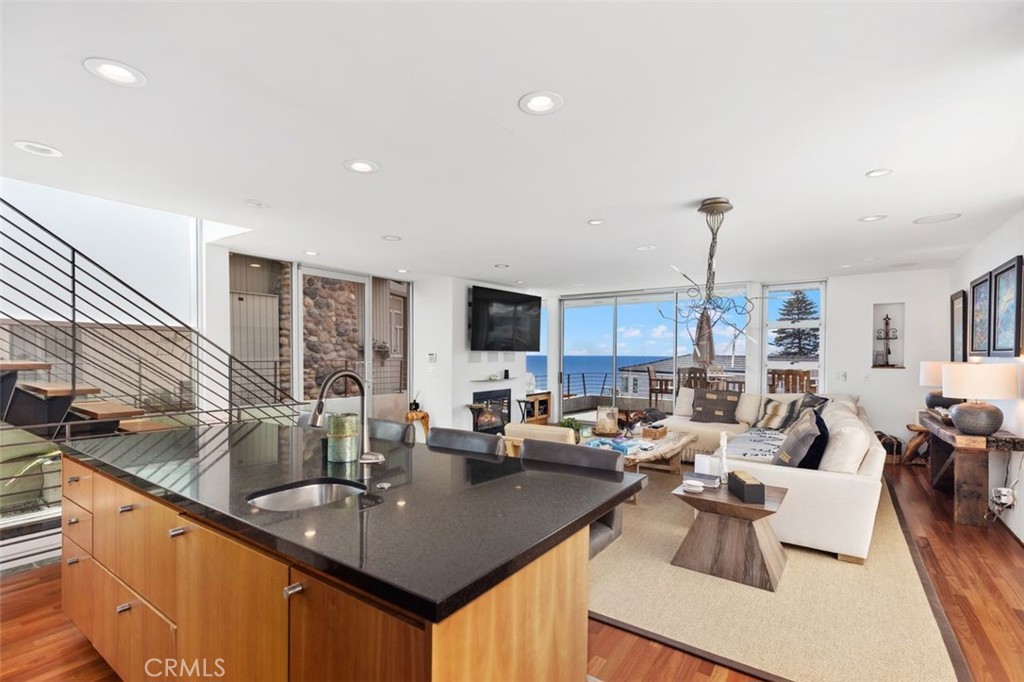 159 Dumond Drive
