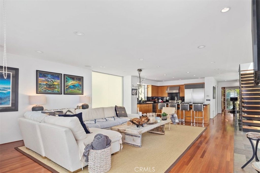 159 Dumond Drive