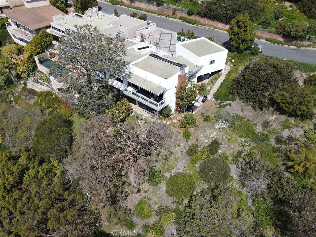 616 Mystic View
