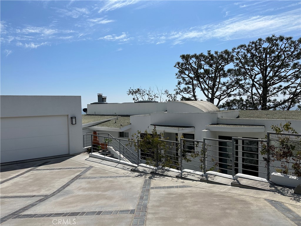 616 Mystic View