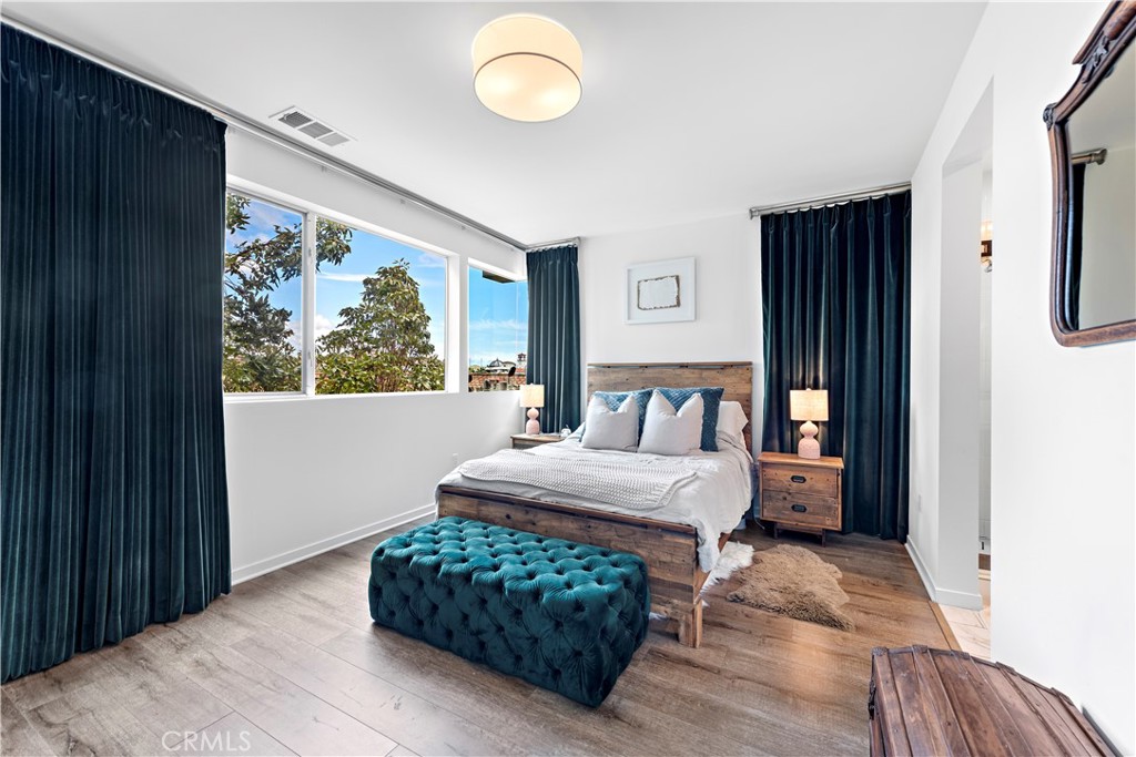 1970 Novus Place