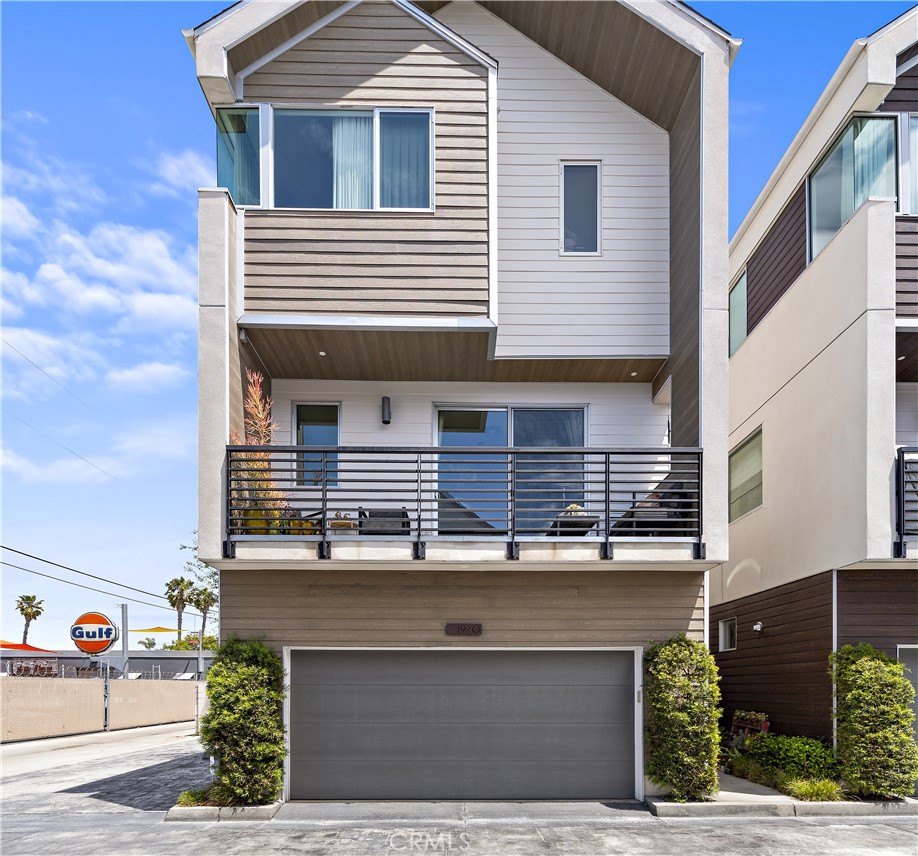 1970 Novus Place