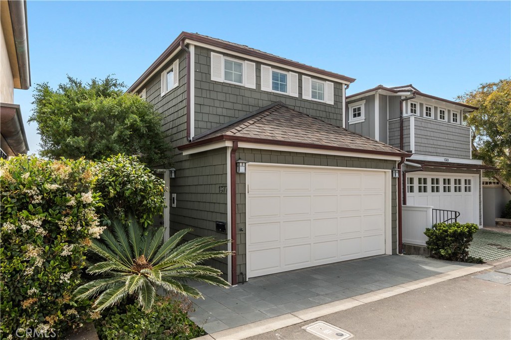 1377 Gaviota Drive