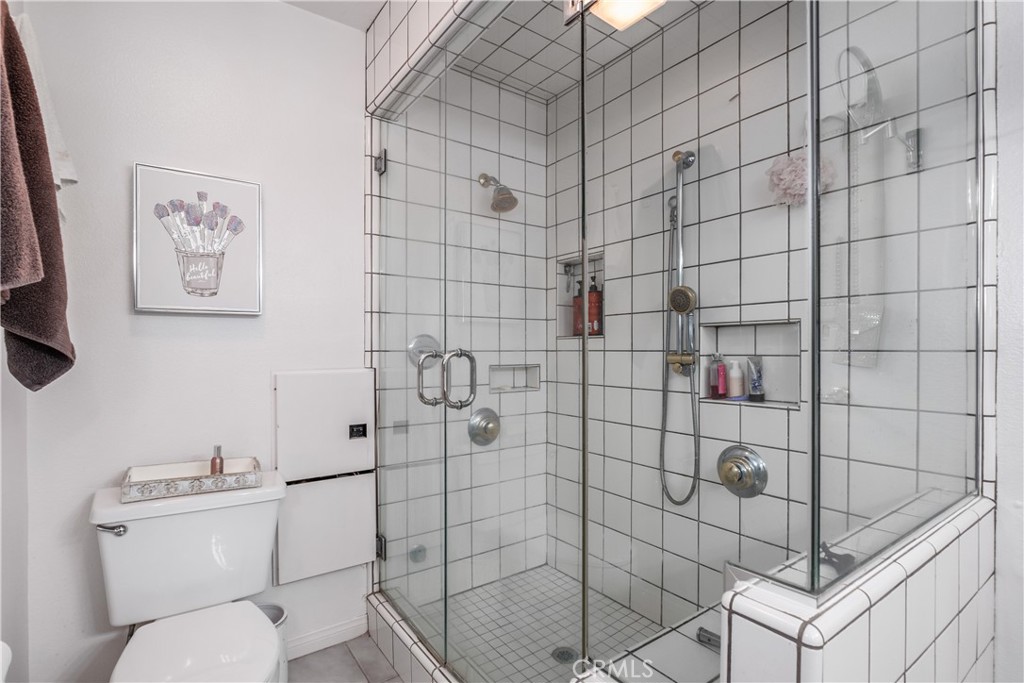 1596 Riverside Place A1