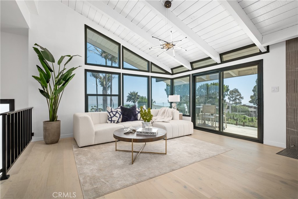 2568 Bonita Way