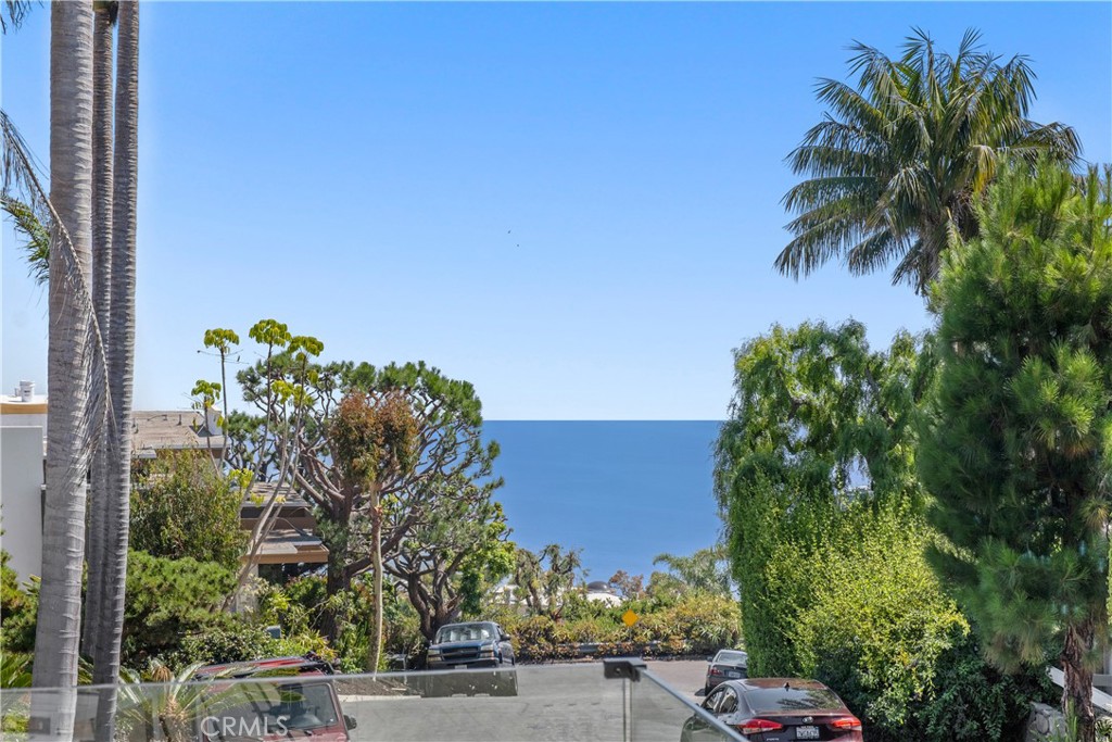 2568 Bonita Way
