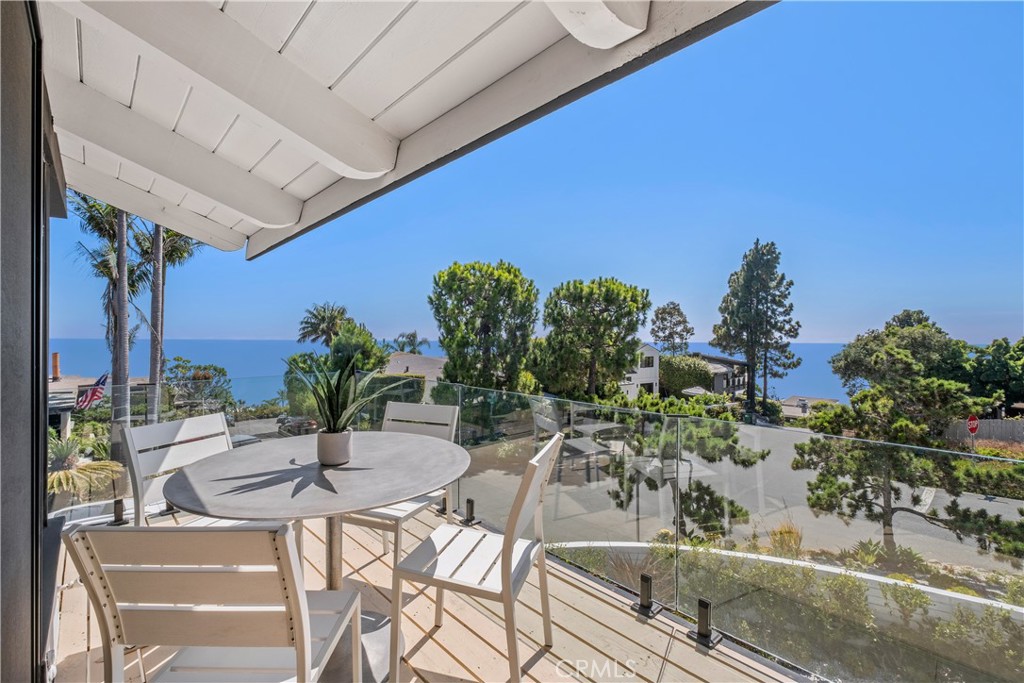 2568 Bonita Way