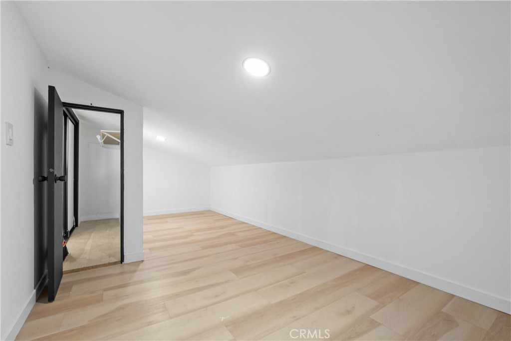 2568 Bonita Way