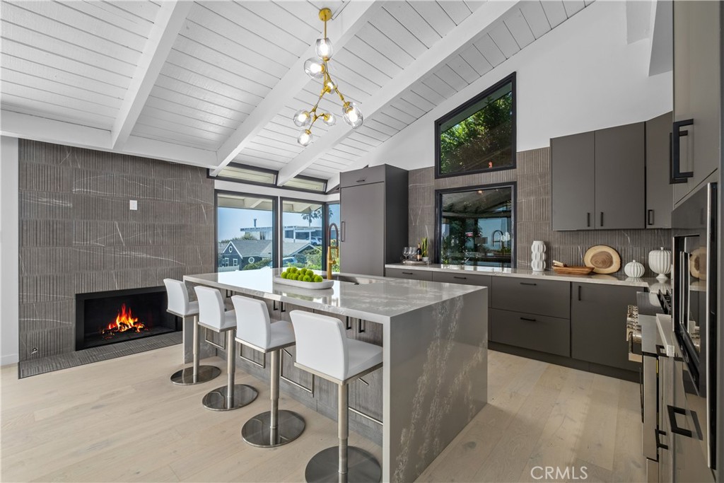 2568 Bonita Way
