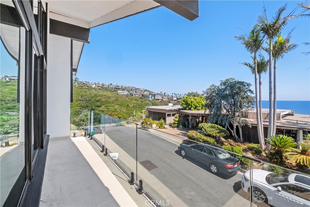2568 Bonita Way