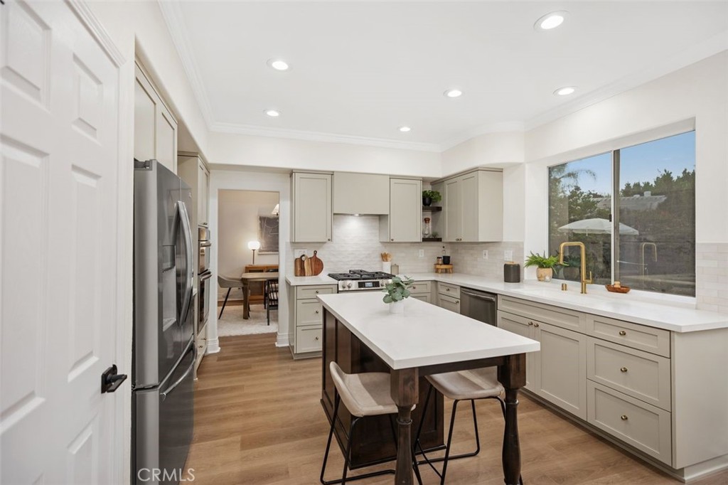 9 Brentwood