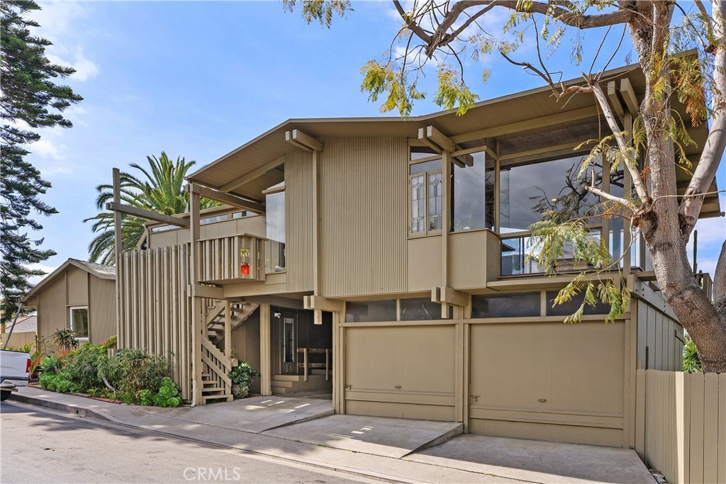 536 Legion Street