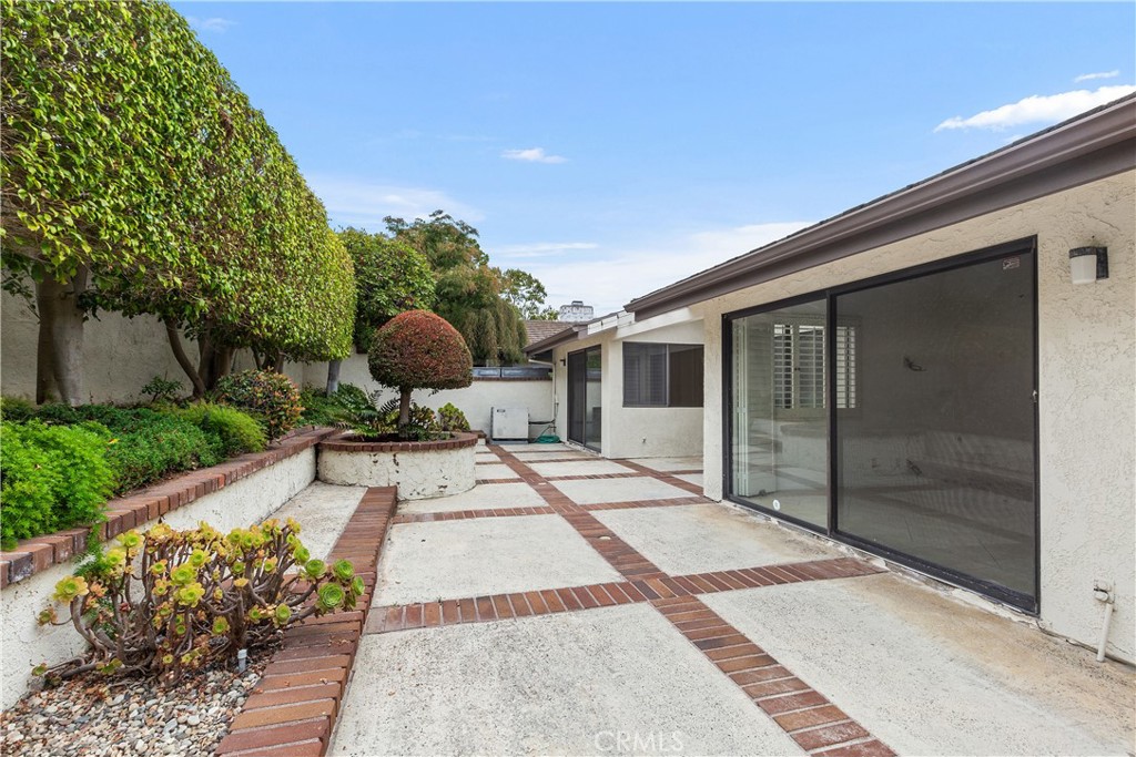 37 Beachcomber Drive