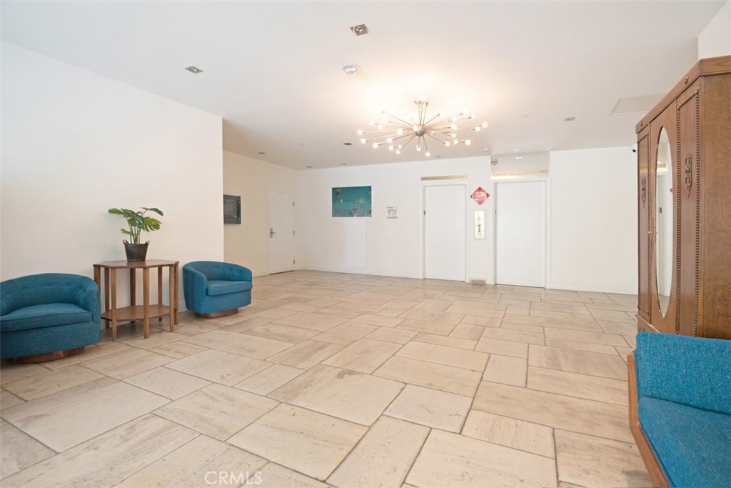 101 California Avenue 905