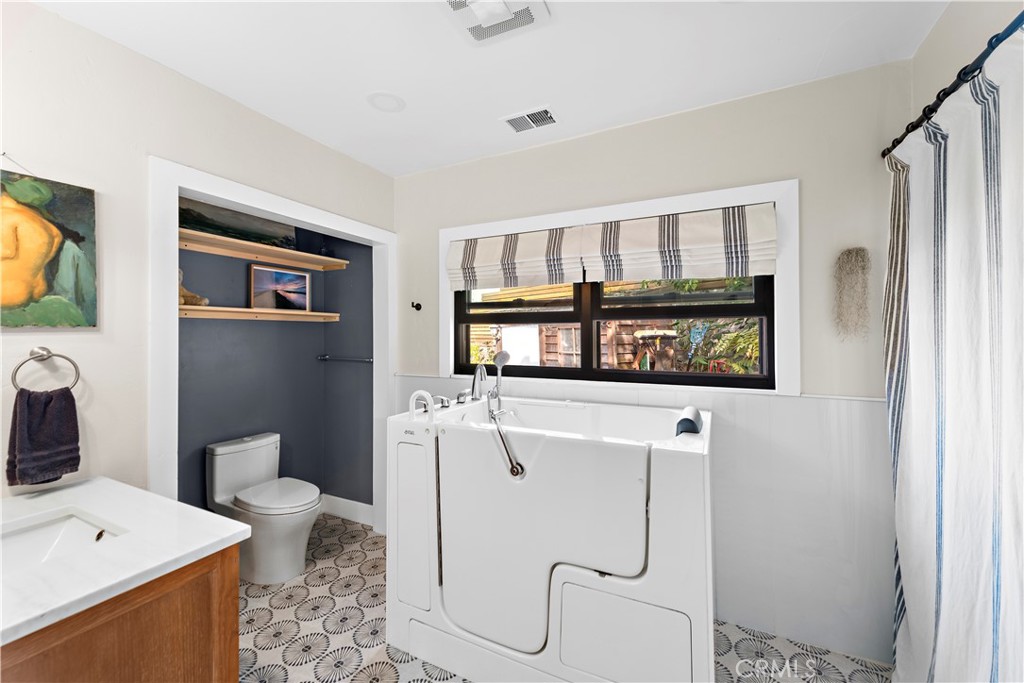 1048 Van Dyke Drive