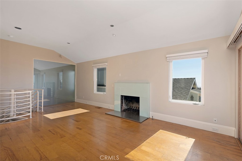 135 Sunset Terrace
